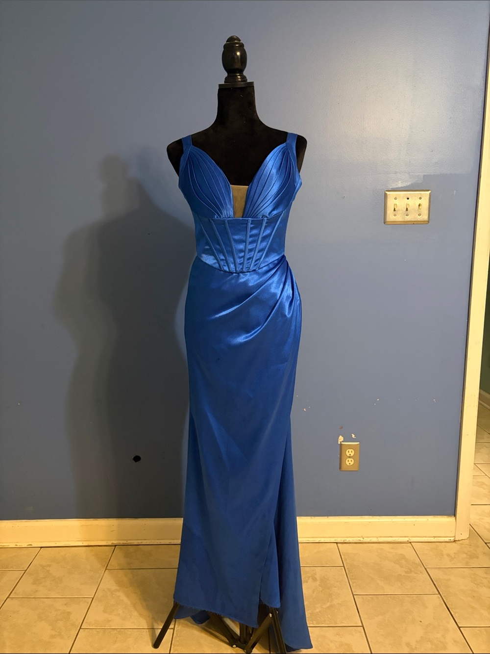 Elegant Royal Blue Satin Evening Gown
